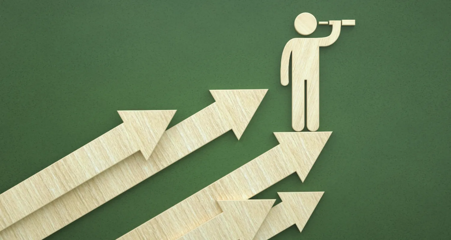 Visionary leadership: elevating strategic thinking for future success